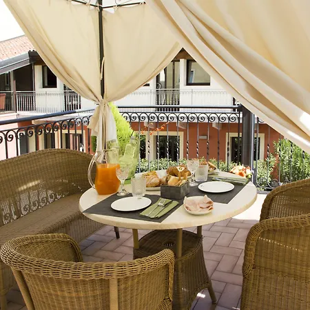 Hotel Fontana 3*