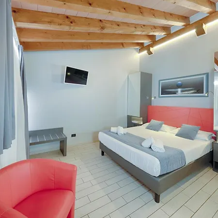 Fontana Hotel 3*